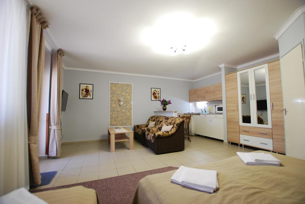 Aurora Ház Apartment Zalakaros Phòng bức ảnh